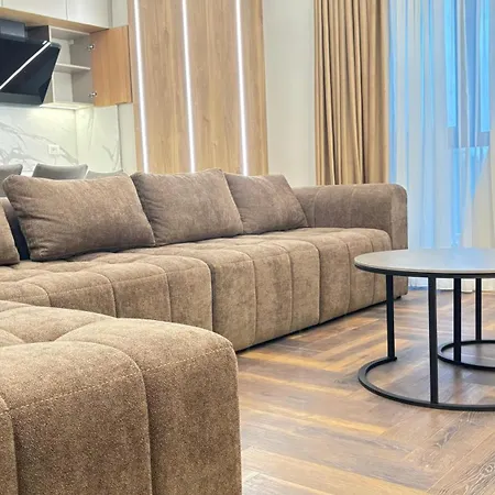 Blue Boutique 3 טיראנה